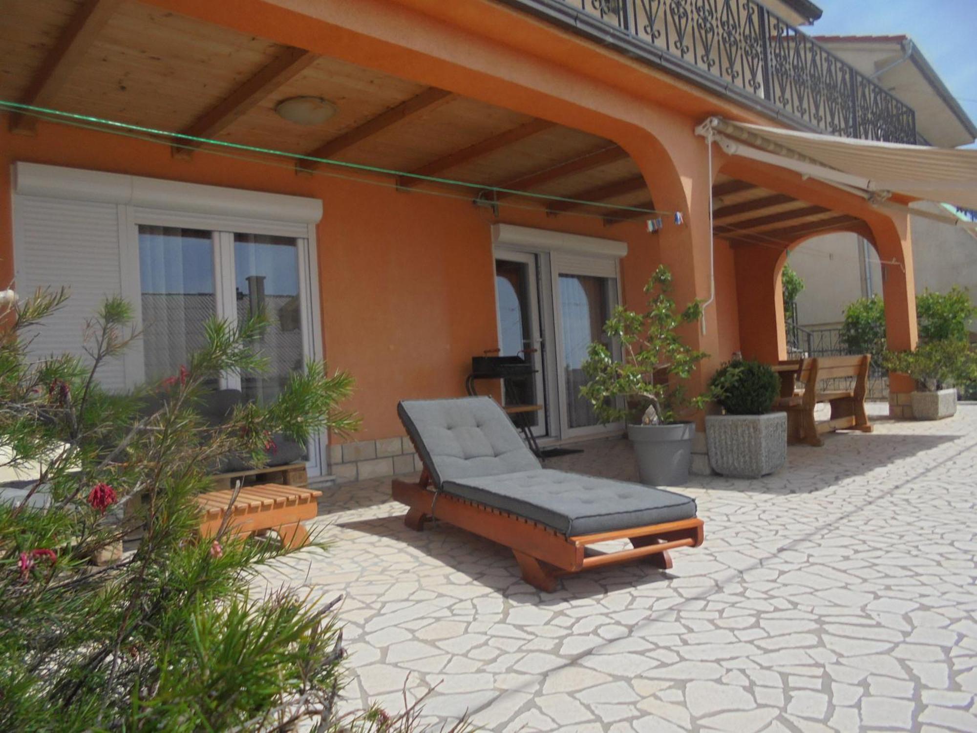 Apartment Maestral Сен Екстериор снимка